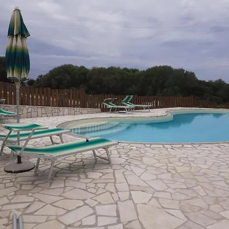 Vakantiehuis Gli Olivastri Con Piscina,solarium, Vista Mare ,sole -mare E Tanta Natura ,climatizzatore,wifi *