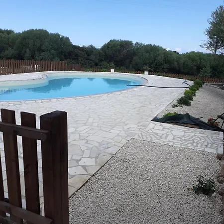 別荘 Gli Olivastri Con Piscina,solarium, Vista Mare ,sole -mare E Tanta Natura ,climatizzatore,wifi